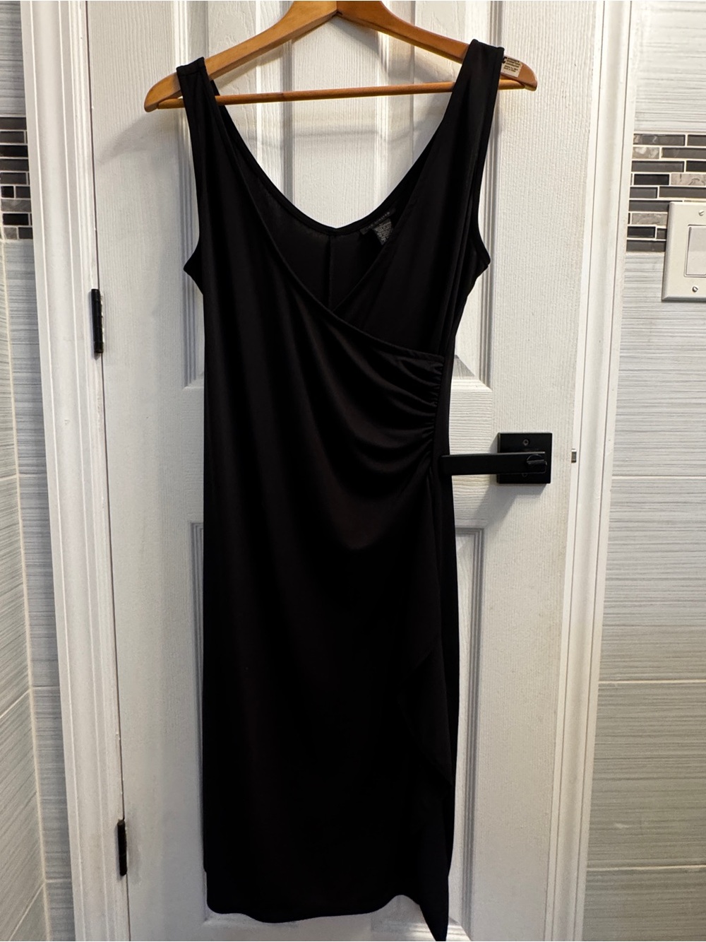 The Limited NWT Size L Black Ruched Faux Wrap Midi Dress